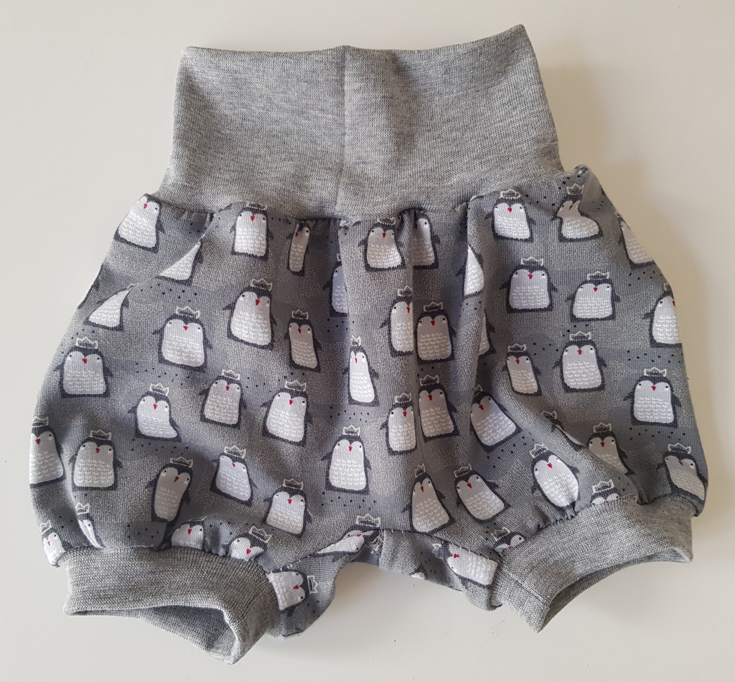 BaggyPants-Penguingrey-scaled-2.jpg