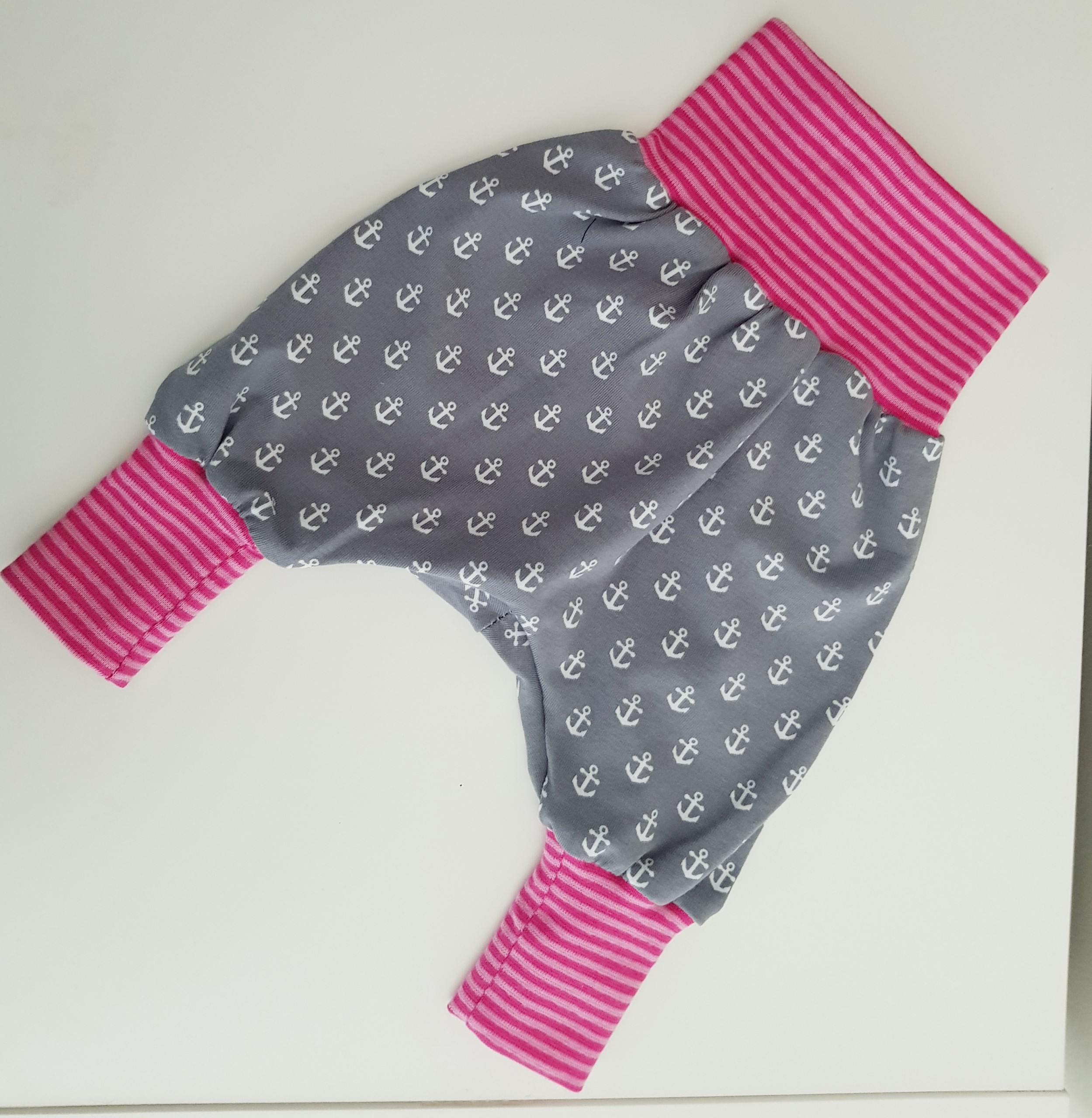 Anchor-pants
